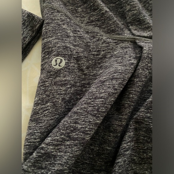 Lululemon Warm Your Core Long Sleeve Tee Heathered Black size 6 - Picture 8 of 14